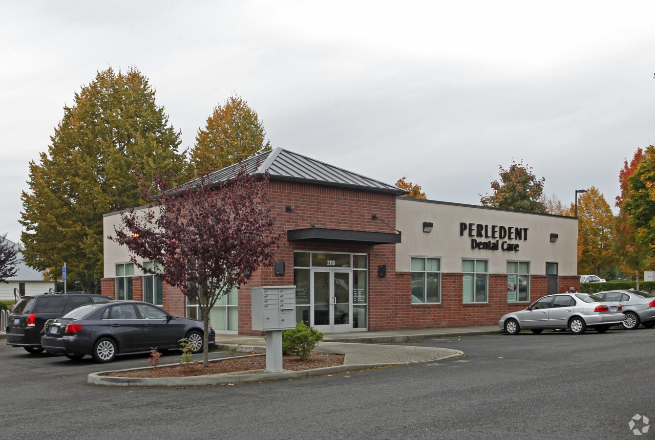 9246 NE Windsor St, Hillsboro, OR 97006