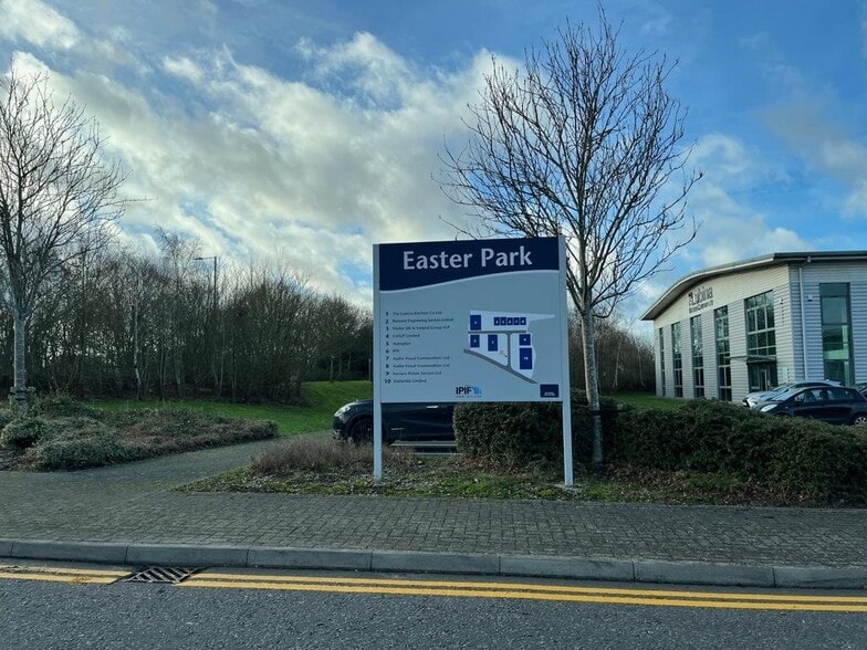 Axial Way, Colchester for lease - Building Photo - Image 2 of 13