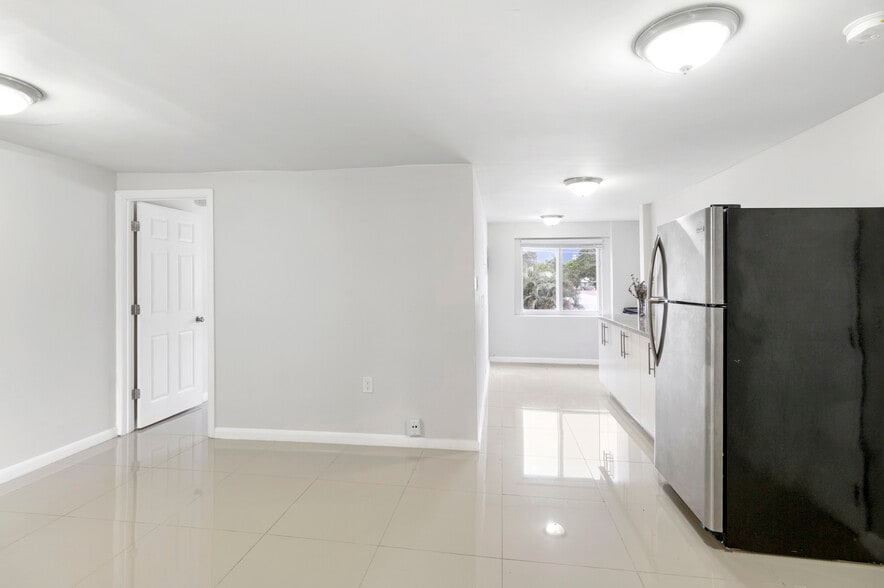 268 NW 34th St, Miami, FL for sale - Building Photo - Image 3 of 92