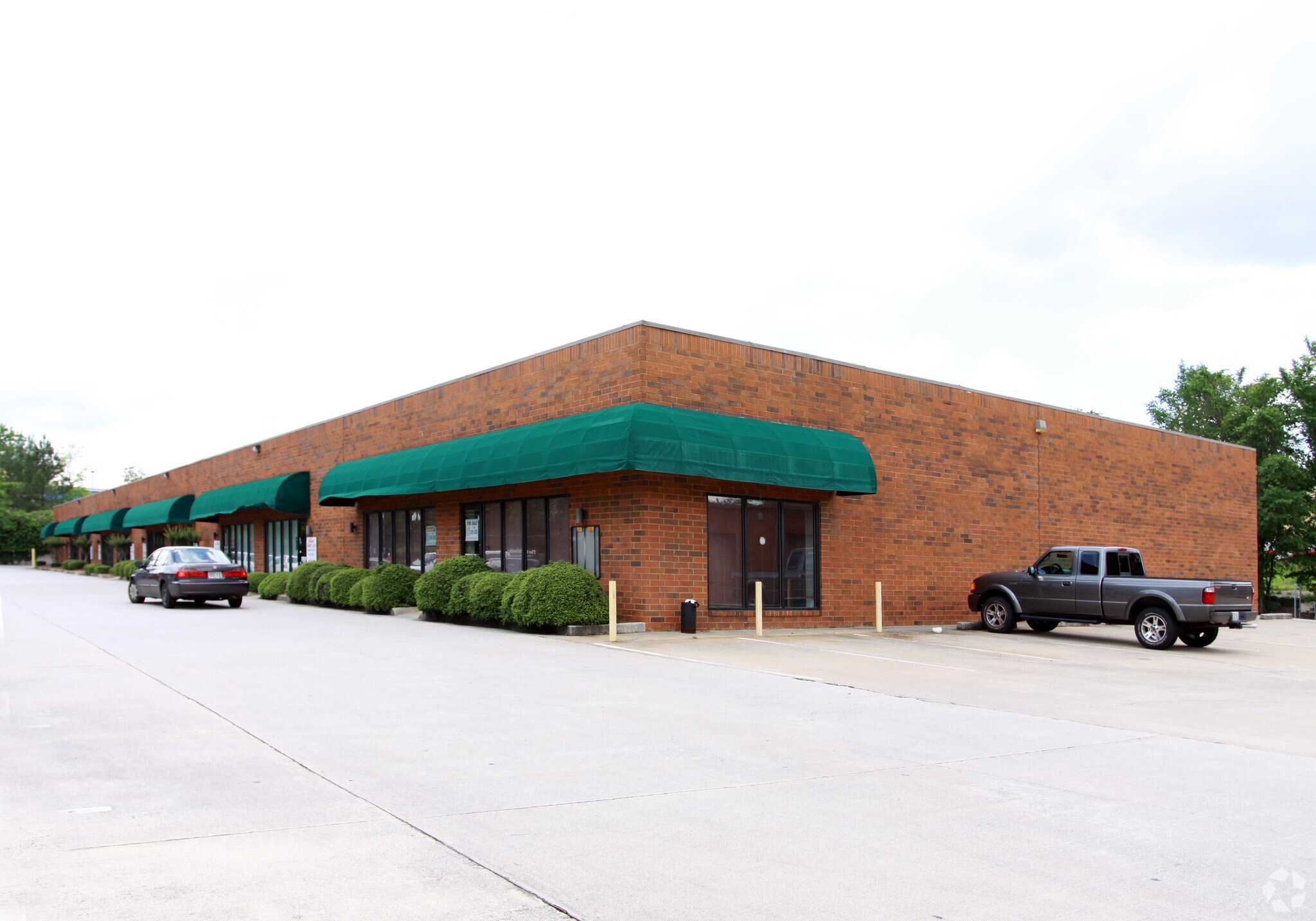 3323 Chamblee Dunwoody Rd, Chamblee, GA for sale Primary Photo- Image 1 of 1