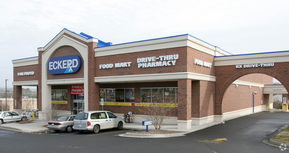 3798 Guess Rd, Durham, NC for lease - Primary Photo - Image 2 of 2