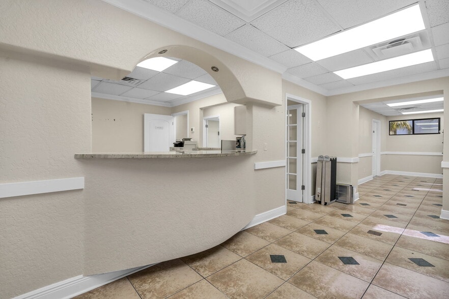 4109 Armenia Ave, Tampa, FL for sale - Building Photo - Image 3 of 40