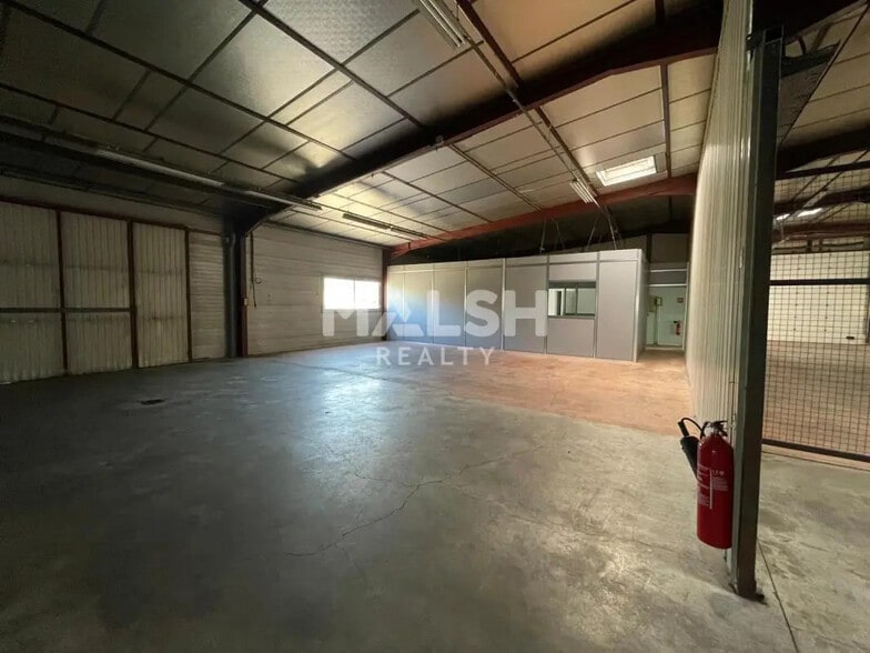 Flex in Bellignat for sale - Interior Photo - Image 3 of 9