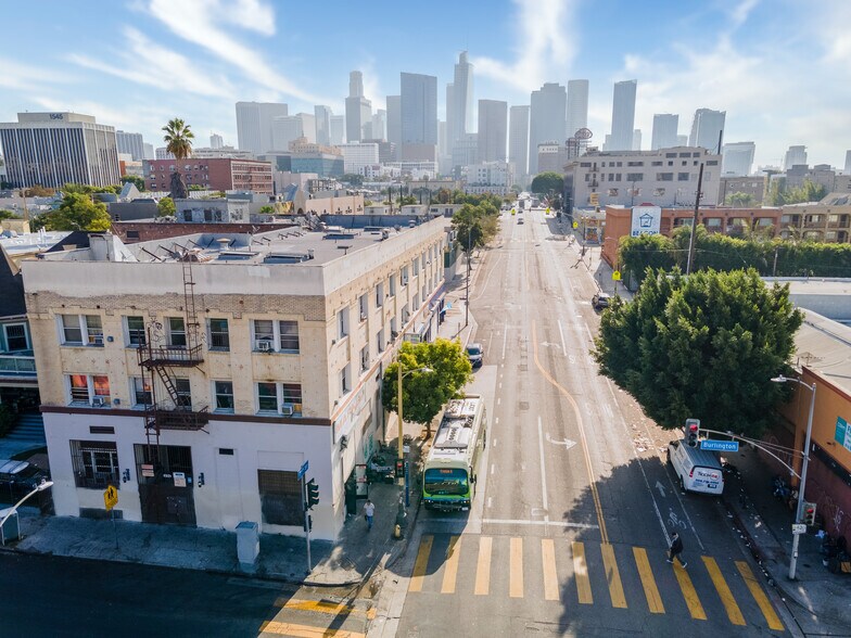 694 S Burlington Ave, Los Angeles, CA for sale - Building Photo - Image 3 of 20