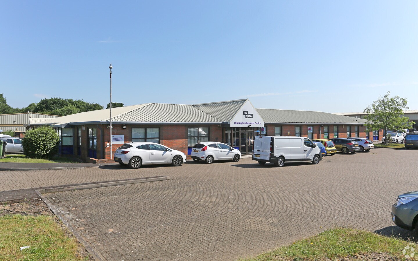 Outgang Ln, Sheffield, S25 3QX Dinnington Business Centre Office
