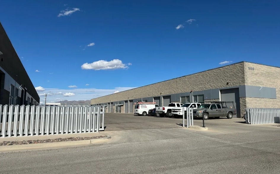 1900 Appaloosa Dr, Sunland Park, NM for lease - Building Photo - Image 2 of 6