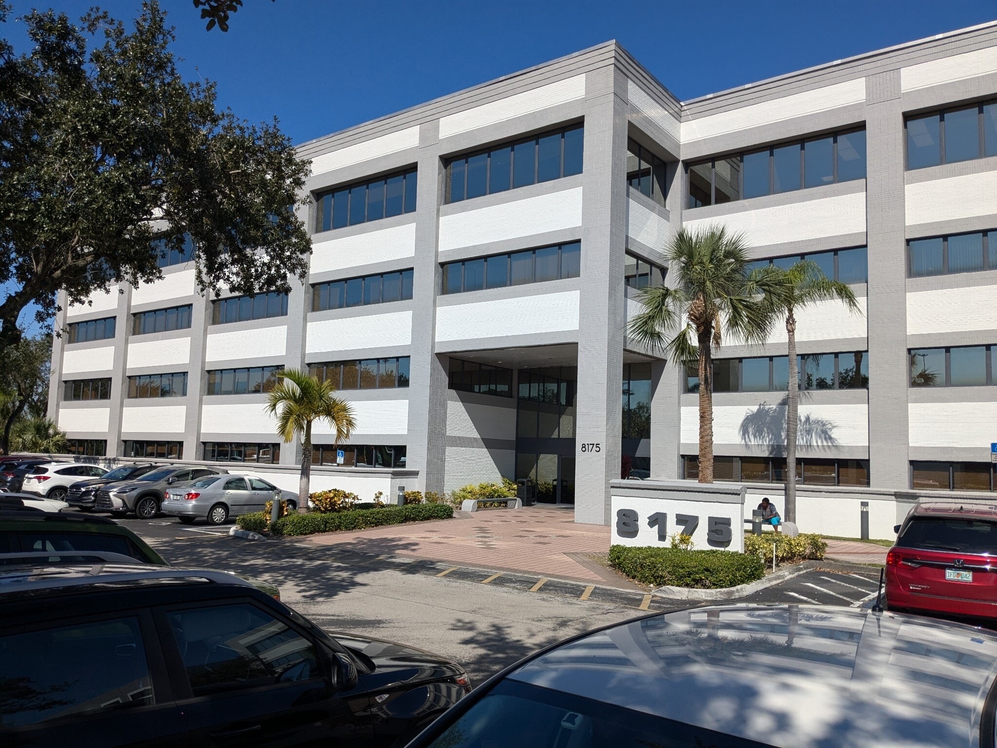 7925 NW 12th St, Doral, FL for lease Building Photo- Image 1 of 18