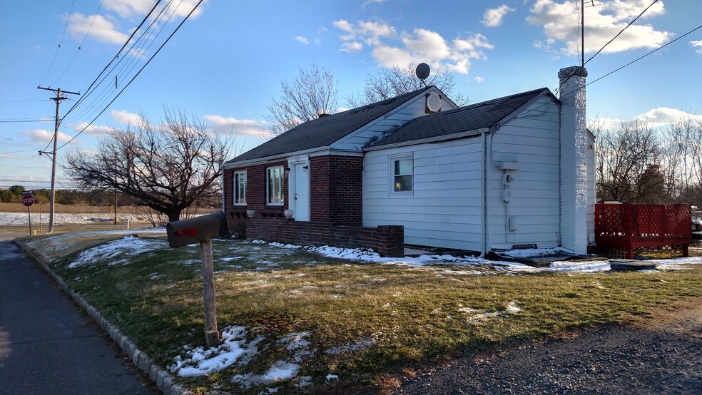 1 Millbrook Rd, Flemington, NJ 08822