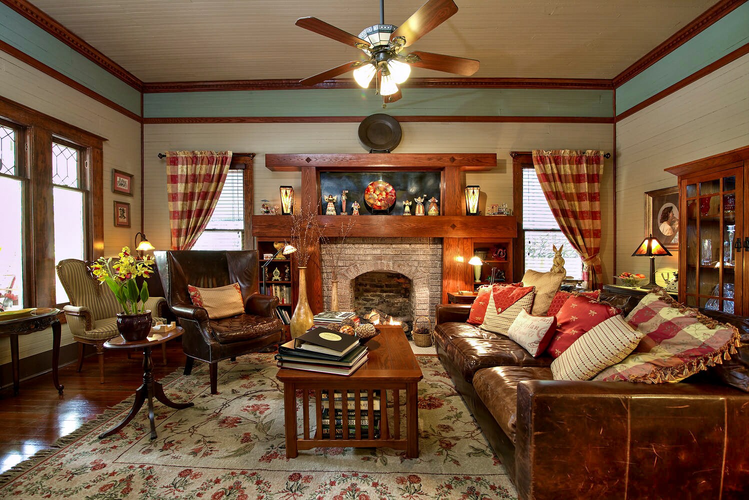 Historic Grady House Bed and Breakfast High Springs, FL for Sale