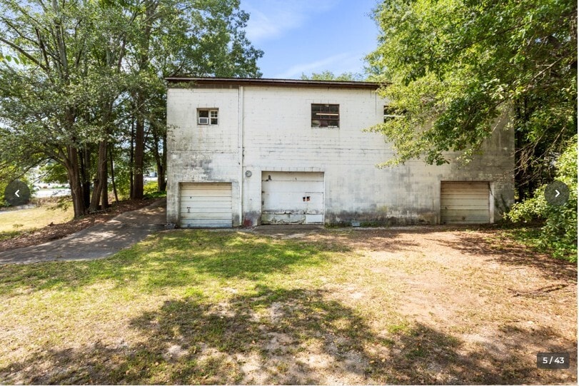301 Washington Ave, Easley, SC for sale - Building Photo - Image 2 of 11
