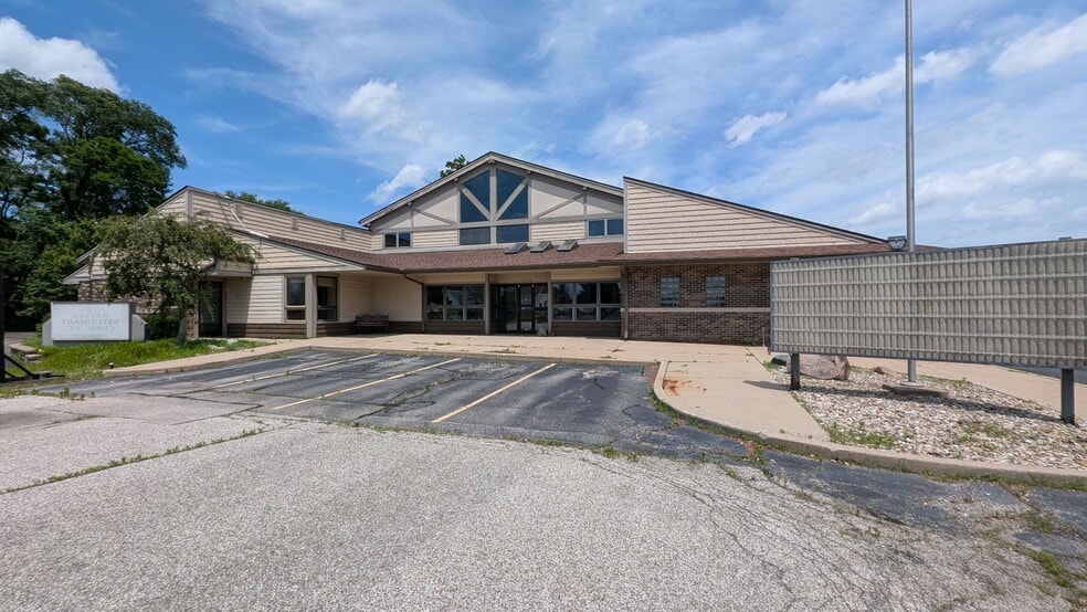 12555 SR 23 SR 23, Granger, IN for sale - Building Photo - Image 1 of 22