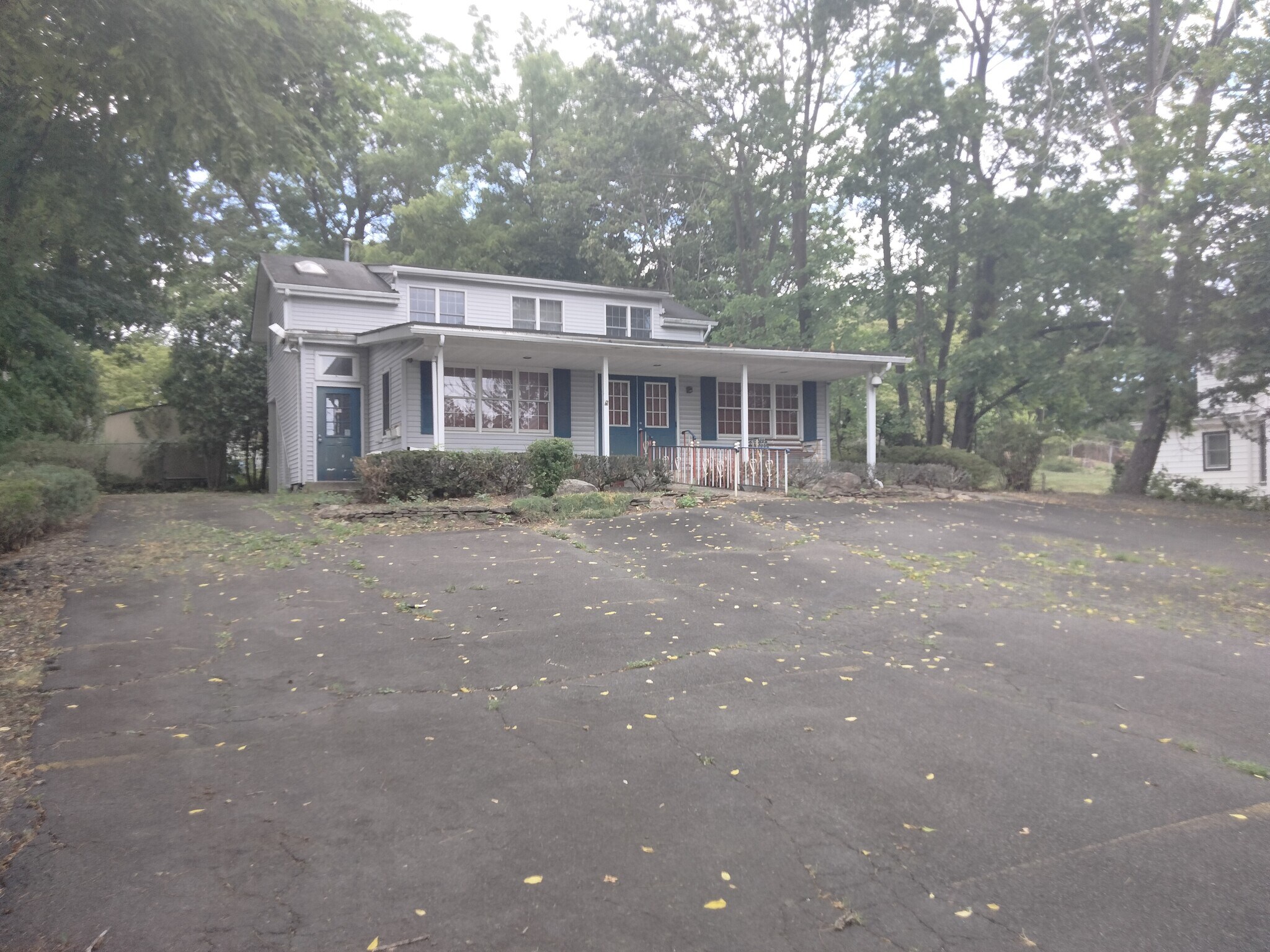 13 N Liberty Dr, Stony Point, NY for sale Primary Photo- Image 1 of 1