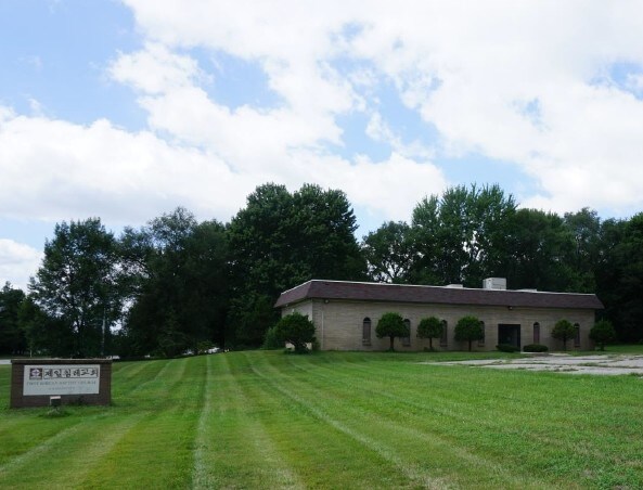 15902 Midland Dr, Shawnee, KS for sale Primary Photo- Image 1 of 1