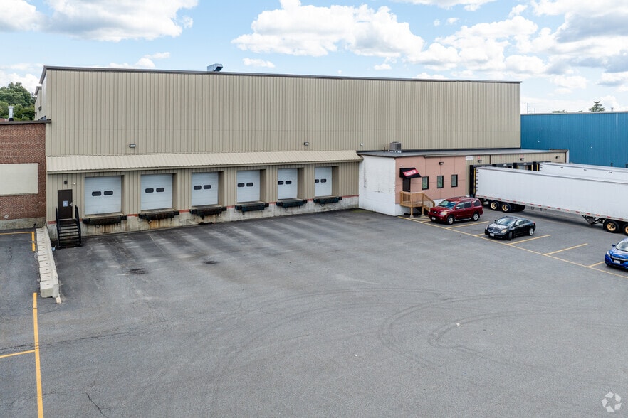 10 Pullman St, Worcester, MA for lease - Building Photo - Image 3 of 5