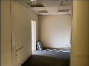 14 Townhead St, Stevenston for lease Interior Photo- Image 2 of 2