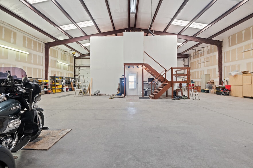 1923 Courtwright Rd, Mohave Valley, AZ for sale - Building Photo - Image 2 of 14