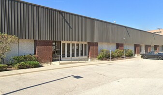 3410-3426 W Touhy Ave, Skokie IL - Warehouse