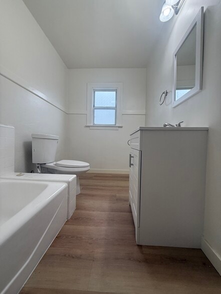 1307 W Martin Luther King Jr Blvd, Los Angeles, CA for sale - Building Photo - Image 3 of 8