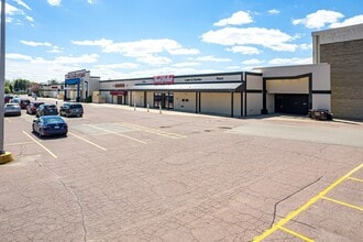 308 S State St, Fairmont, MN for lease Interior Photo- Image 2 of 2