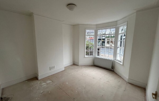 78 High St, Chislehurst for lease Interior Photo- Image 1 of 3