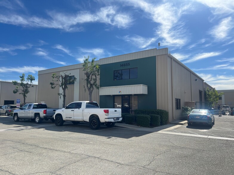 14655 El Molino St, Fontana, CA for lease - Building Photo - Image 1 of 1