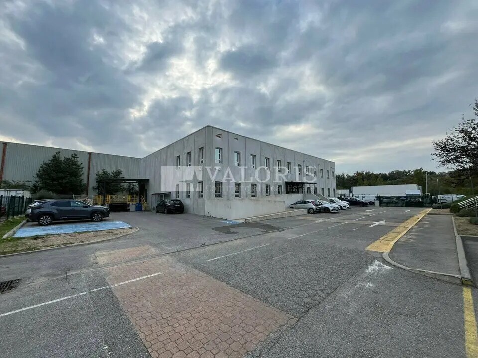 Flex in Vitrolles for sale Building Photo- Image 1 of 16