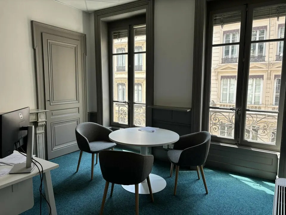 Office in Lyon for lease Interior Photo- Image 1 of 12