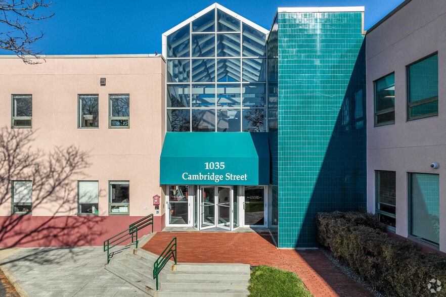1035 Cambridge St, Cambridge, MA for lease - Building Photo - Image 1 of 2