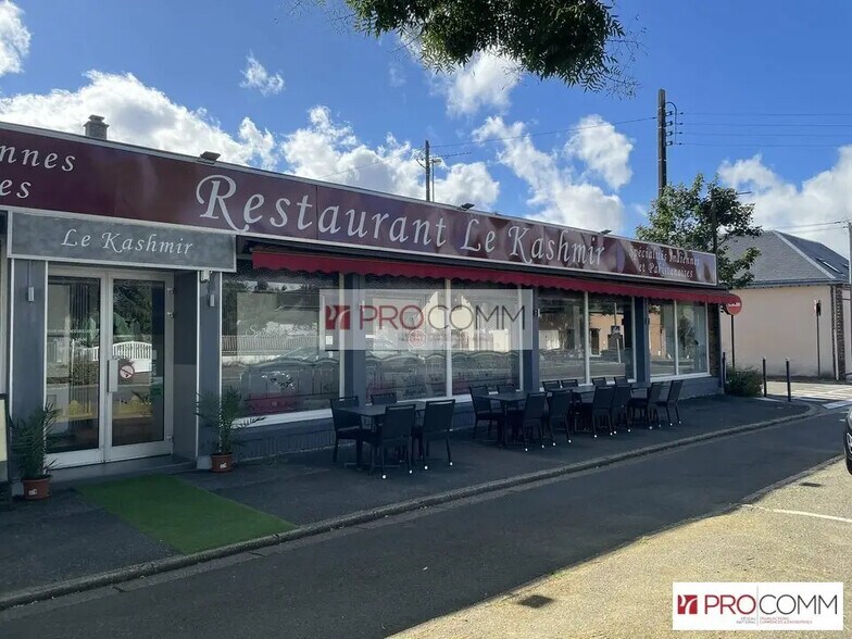 Retail in Luisant for lease - Building Photo - Image 2 of 2