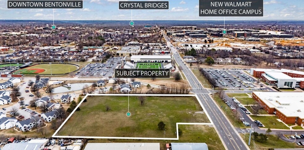 1908-1910 SE J St, Bentonville, AR for sale - Building Photo - Image 1 of 1