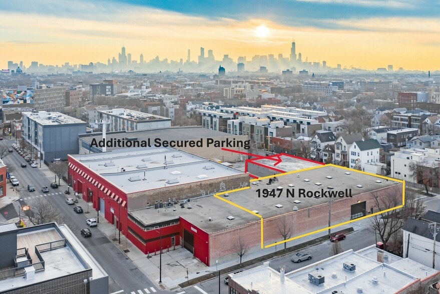 1947 N Rockwell St, Chicago, IL for lease - Building Photo - Image 2 of 6