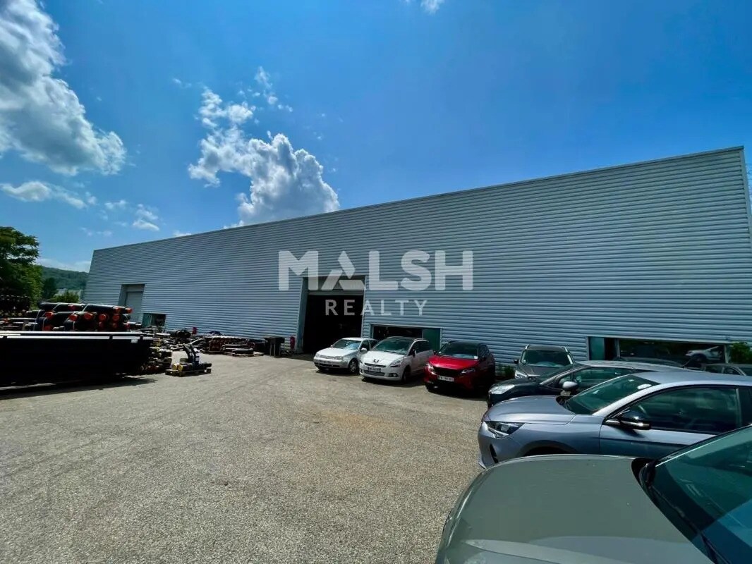 Flex in GRIGNY-SUR-RHÔNE for lease Building Photo- Image 1 of 9