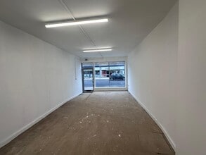 58-62 High St, St Neots for lease Building Photo- Image 2 of 3