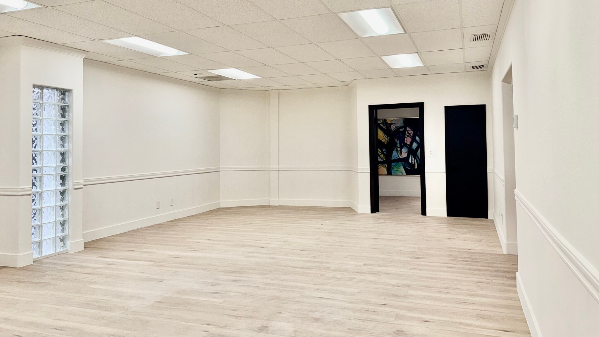 277 E Amador Ave, Las Cruces, NM for lease Interior Photo- Image 1 of 3