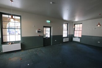 17 Buttermarket, Dorchester for lease Interior Photo- Image 1 of 3