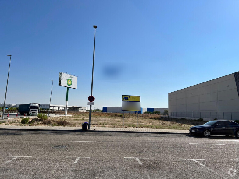 Industrial in San Fernando De Henares, MAD for lease - Primary Photo - Image 1 of 1