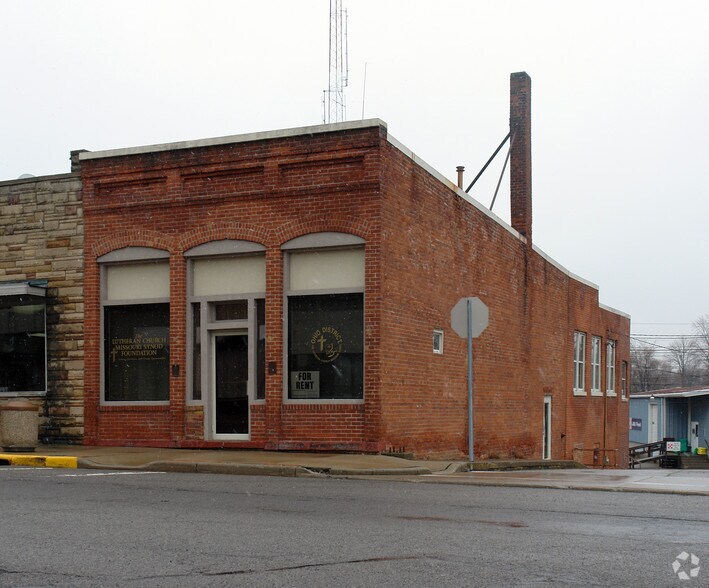 606 N Perry St, Napoleon, OH for sale - Primary Photo - Image 1 of 1