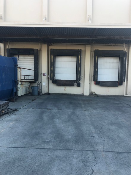 1111 Navy Dr, Stockton, CA for lease - Building Photo - Image 2 of 18