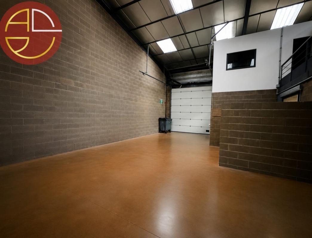 Industrial in L'Union for lease Interior Photo- Image 1 of 7
