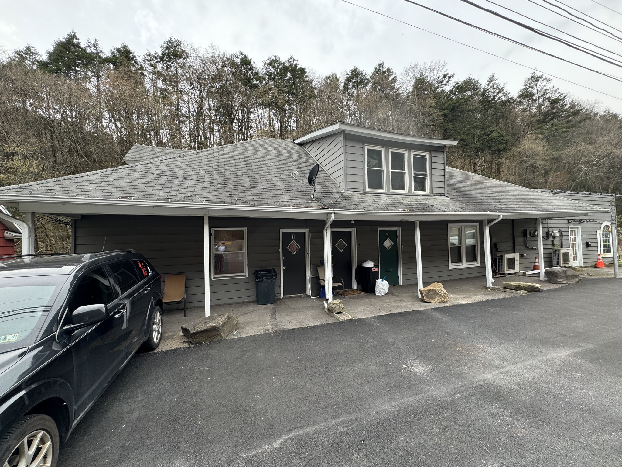 436 Memorial Hwy, Shavertown, PA for sale Primary Photo- Image 1 of 14