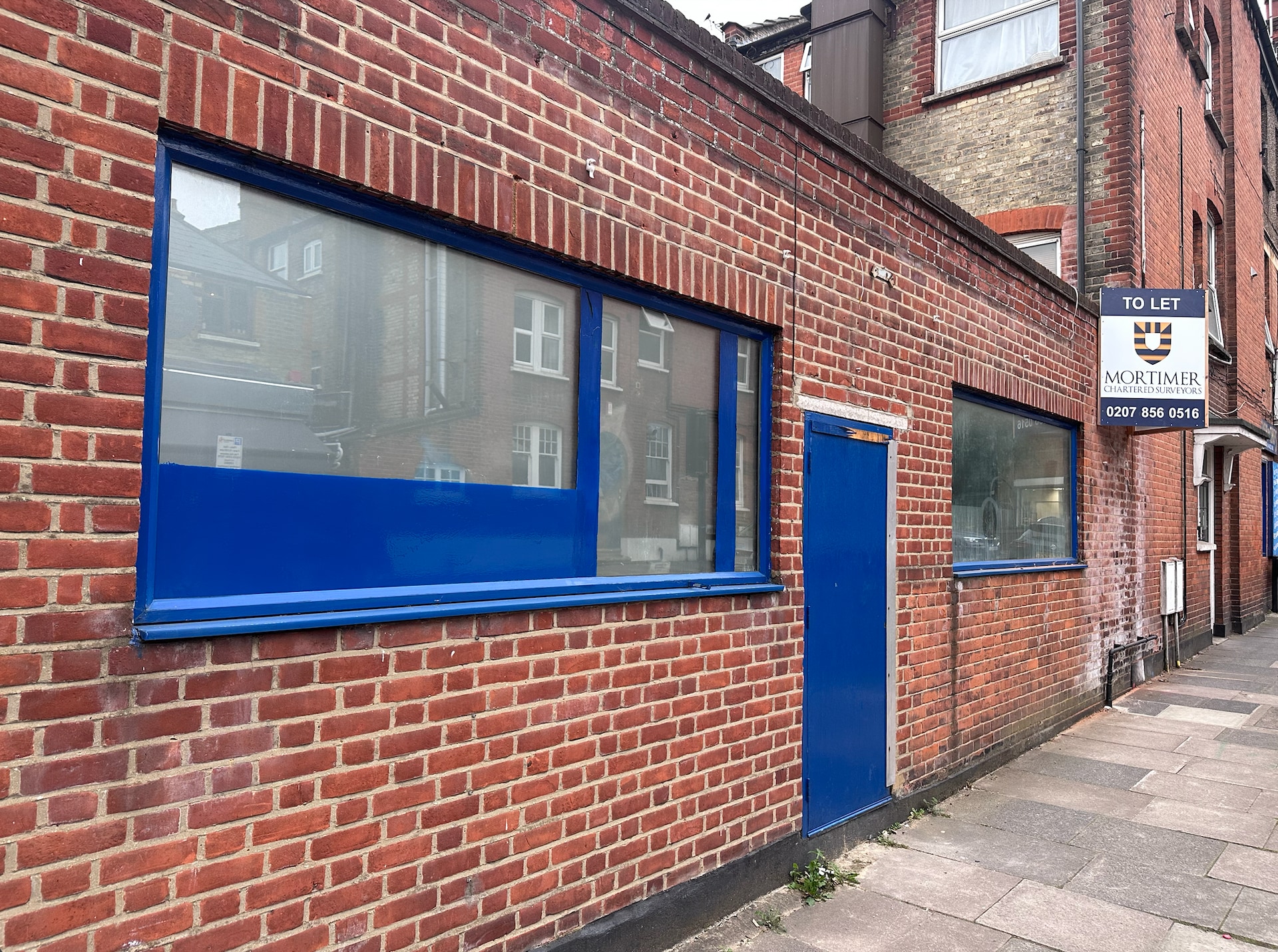 2C Chase Court Gdns, Enfield for sale Building Photo- Image 1 of 1