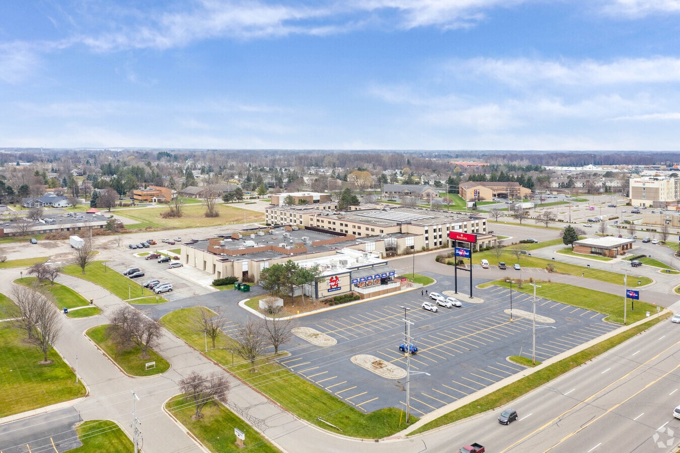 7501 W Saginaw Hwy, Lansing, MI 48917 | LoopNet