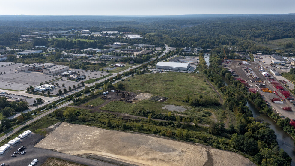 6000 W Canal Rd, Valley View, OH for sale - Building Photo - Image 3 of 4