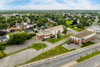 2686 Ch de la Petite-Côte, Laval, QC - AERIAL  map view