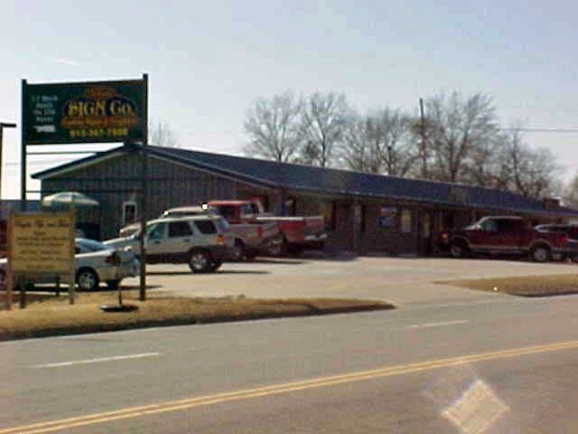 1642 Main St, Atchison, KS for lease - Building Photo - Image 1 of 4