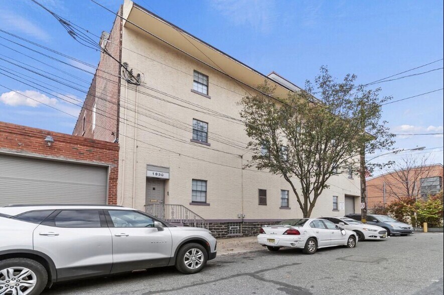 1930-1938 E Stella St, Philadelphia, PA for sale - Building Photo - Image 1 of 25