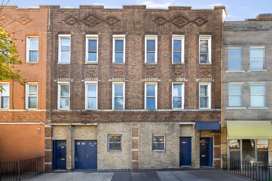 566 Grandview Ave, Ridgewood, NY for sale - Building Photo - Image 1 of 11