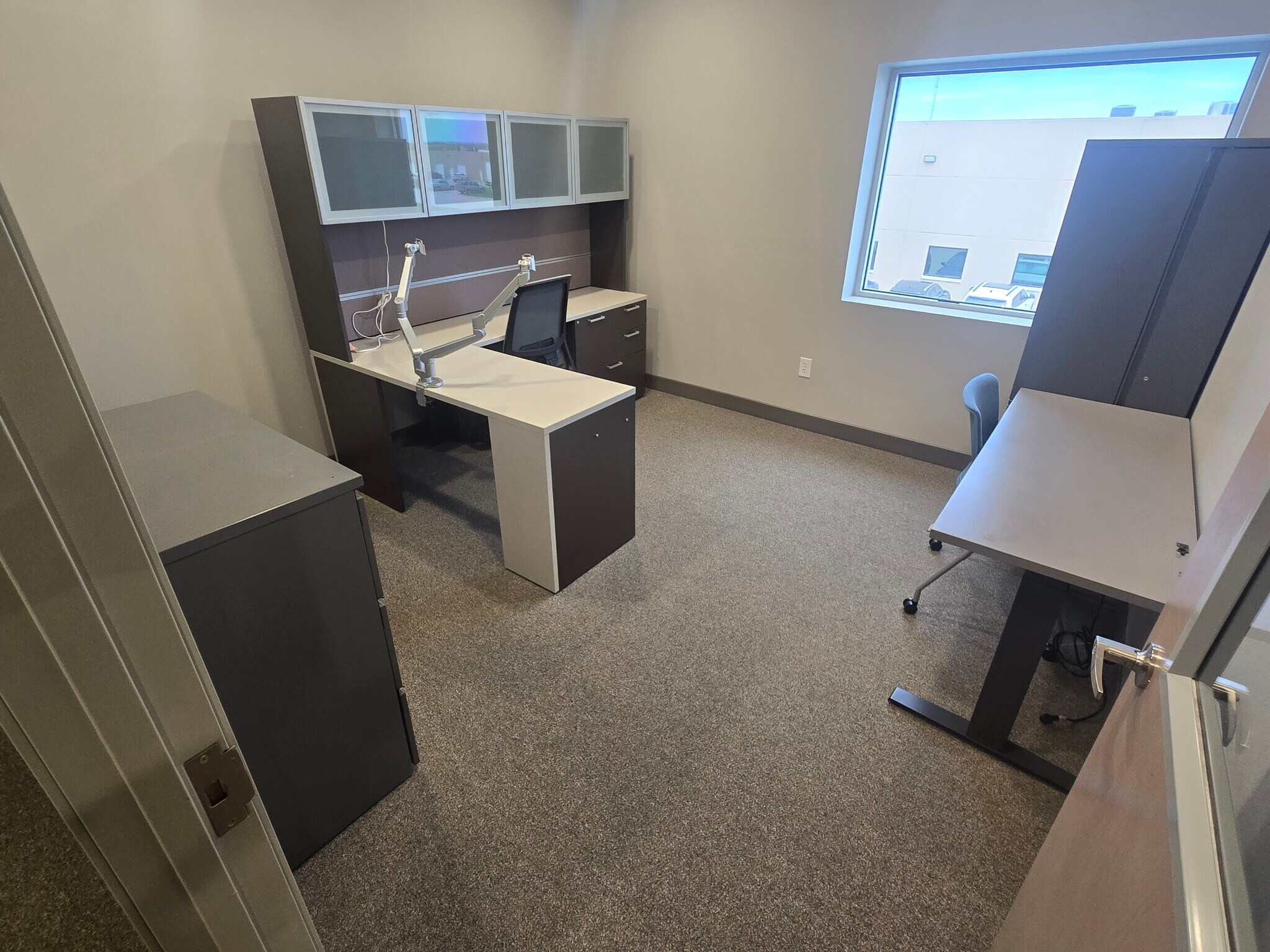 1325 Ranchers Legacy Trl, Fort Worth, TX for lease Interior Photo- Image 1 of 5