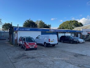 1-5 Cowbeech Hl, Hailsham for lease Building Photo- Image 2 of 6