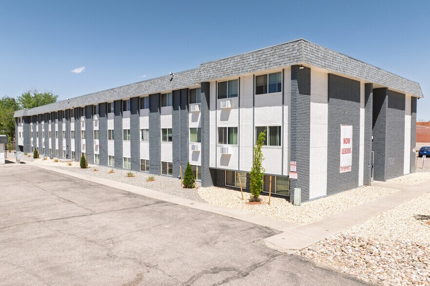 1330 Potter Dr, Colorado Springs, CO for sale - Primary Photo - Image 1 of 1